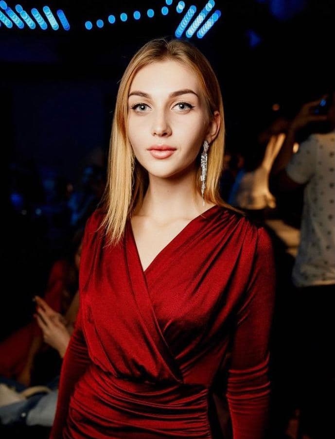 Индивидуалка 🎥 Эльвира, доступна для личного знакомства от 7000 руб