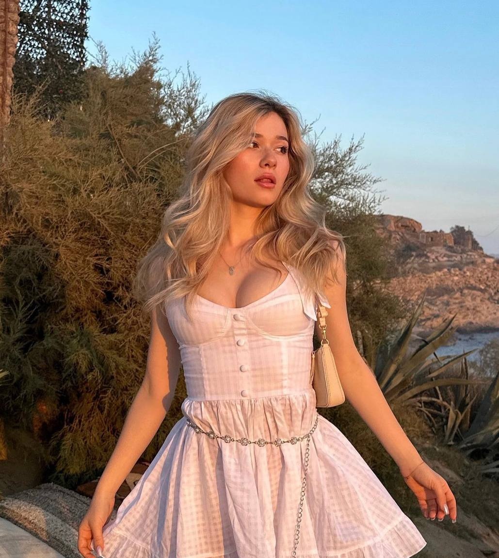 Настенька привлекальеная девушка из Кулебаки цена от 3000 руб