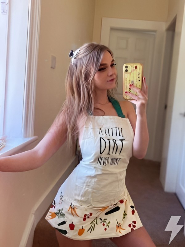 Софи привлекательная девушка из Кулебаки цена от 2500 руб