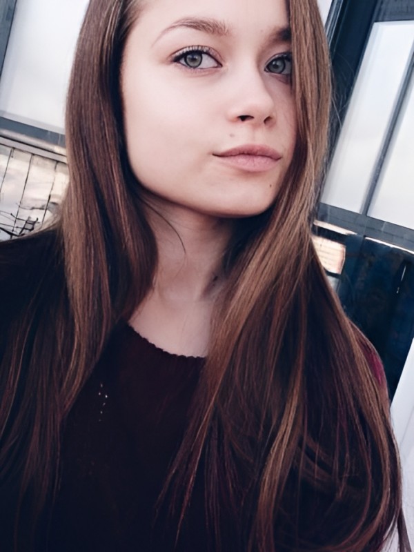 Ульяна привлекательная девушка из Кулебаки цена от 1500 руб