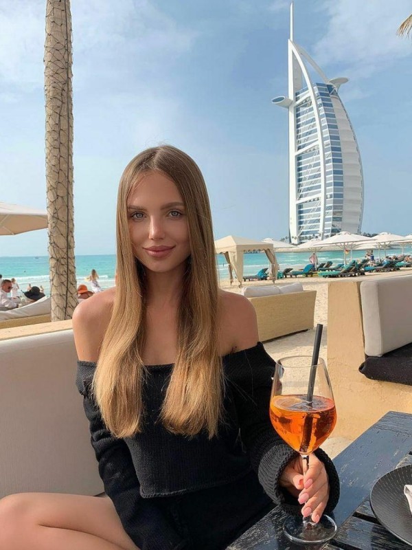 Софья привлекательная девушка из Кулебаки цена от 3000 руб